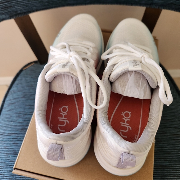 Women's Ryka, Devotion Plus 4 Walking Shoe - Picture 6 of 10